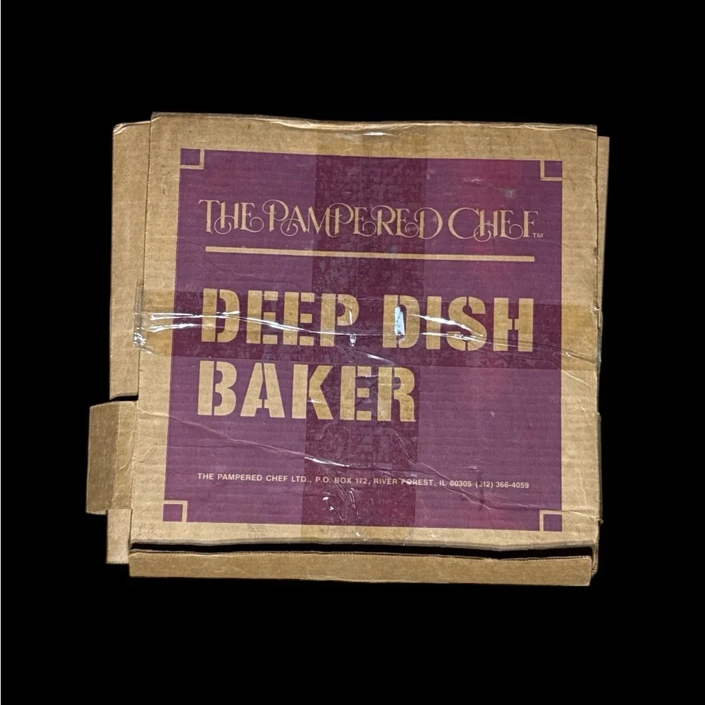 NIB Pampered Chef Deep Dish Baker Round Stoneware Pampered Chef Deep Dish Baker